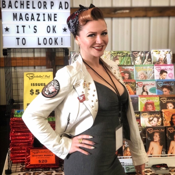 Meet your Posher, Dorian - Picture 2 of 5